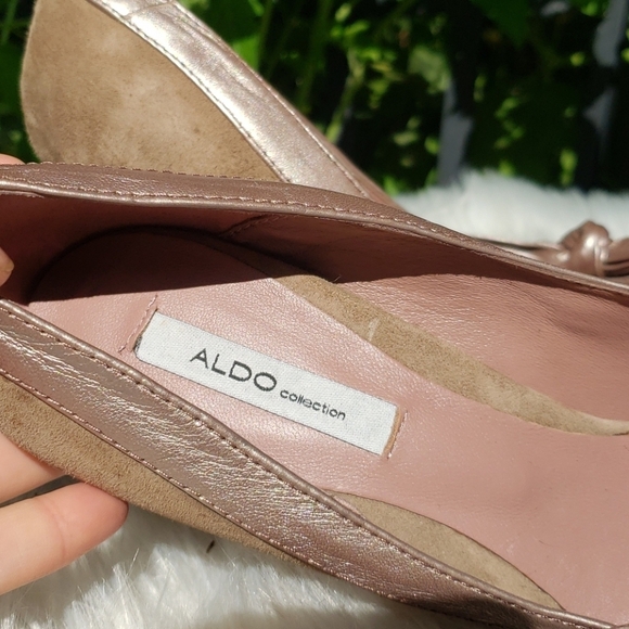 Aldo Collection Nude Suede Heels With Leather Bow - Picture 3 of 13